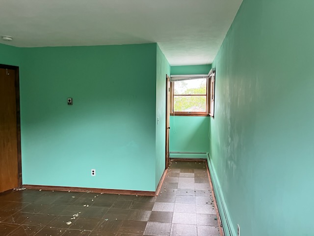 Bedroom Corner Old